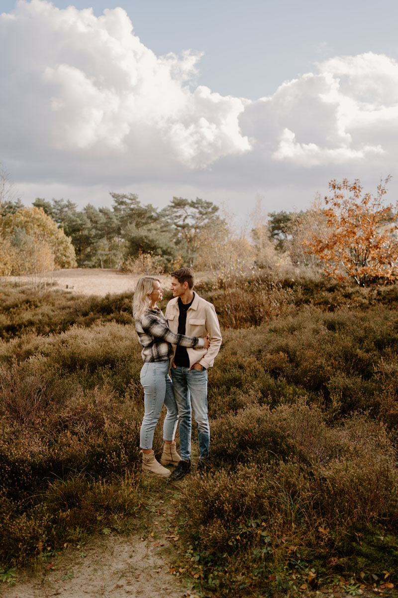 couple shoot in de herfst bergen op zoom