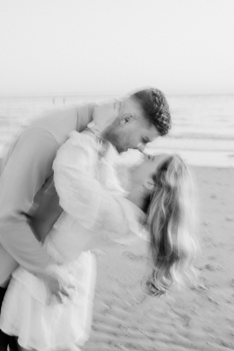 couple shoot strand